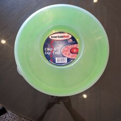 Chip Dip Vegetable Veggie Tray Tupperware Lid Bar B Q 