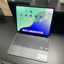 iPad Pro 13 inch M4 Chip 256GB Storage with Store Warranty And Financing Available!