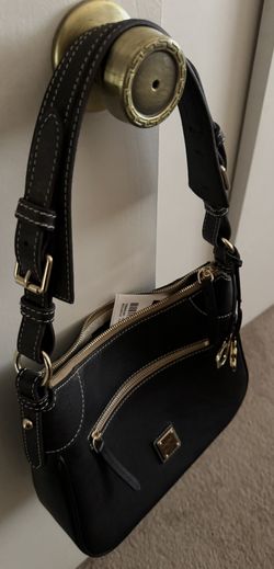 Dooney and Bourke purse