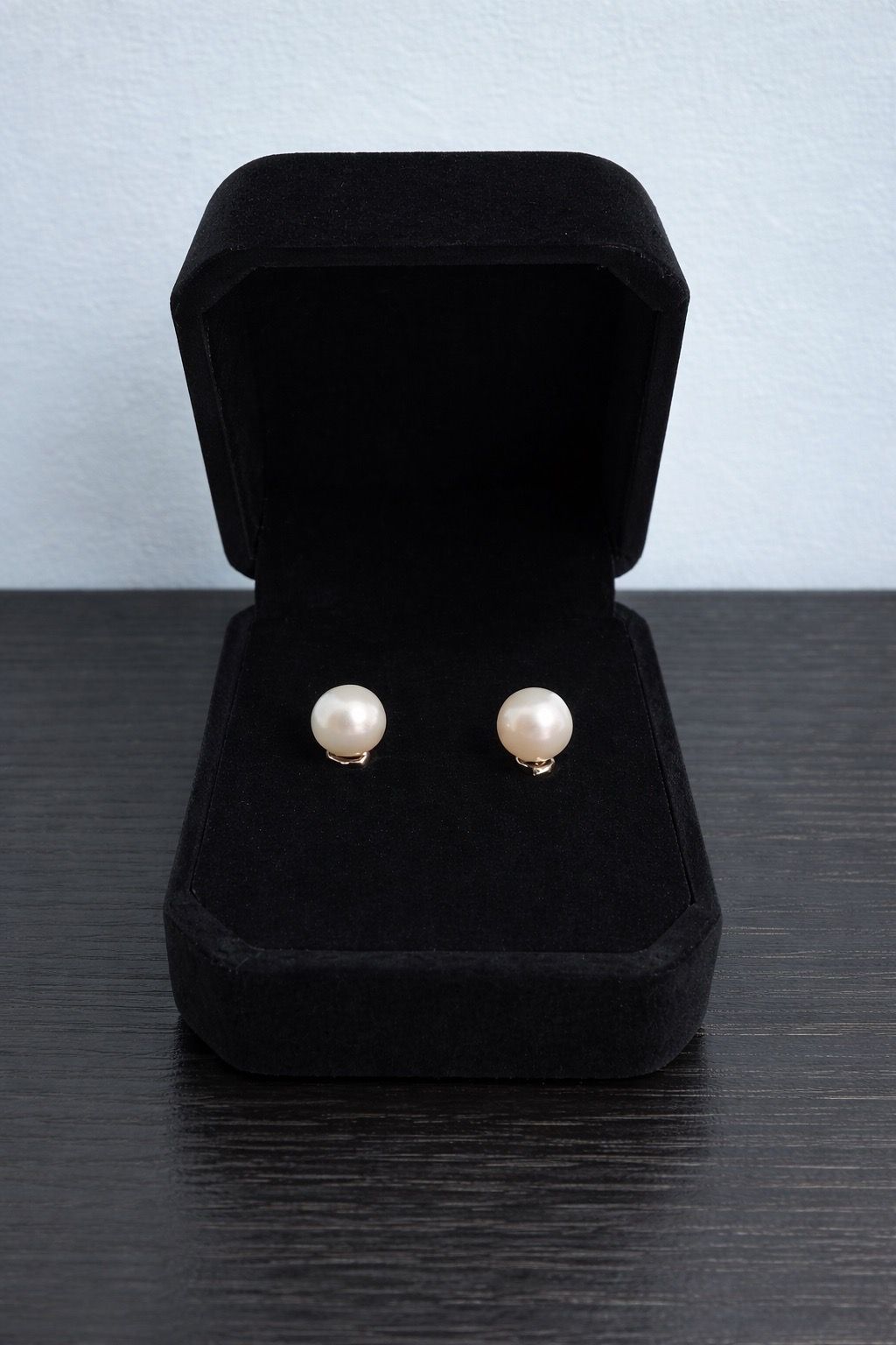 White Freshwater Pearl Stud Earrings