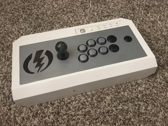 Hori Xbox 360 custom arcade stick