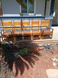 Pine dining room chairs. 5 chairs