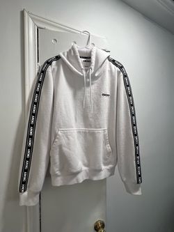 $20 Sudadera size L