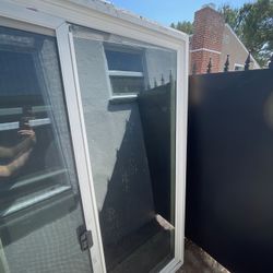 HD SUPPLY VINYL SLIDING PATIO DOOR - 96” X 80” - GREAT CONDITION for Sale  in Los Angeles, CA - OfferUp
