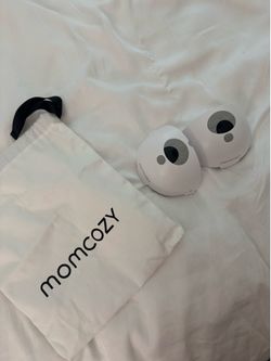 Momcozy M5 wearable breast pump