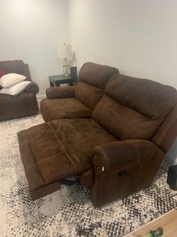 BROWN LEATHER COUCH