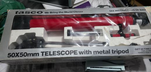 Tasco 50x50mm Telescope with Metal Tripod