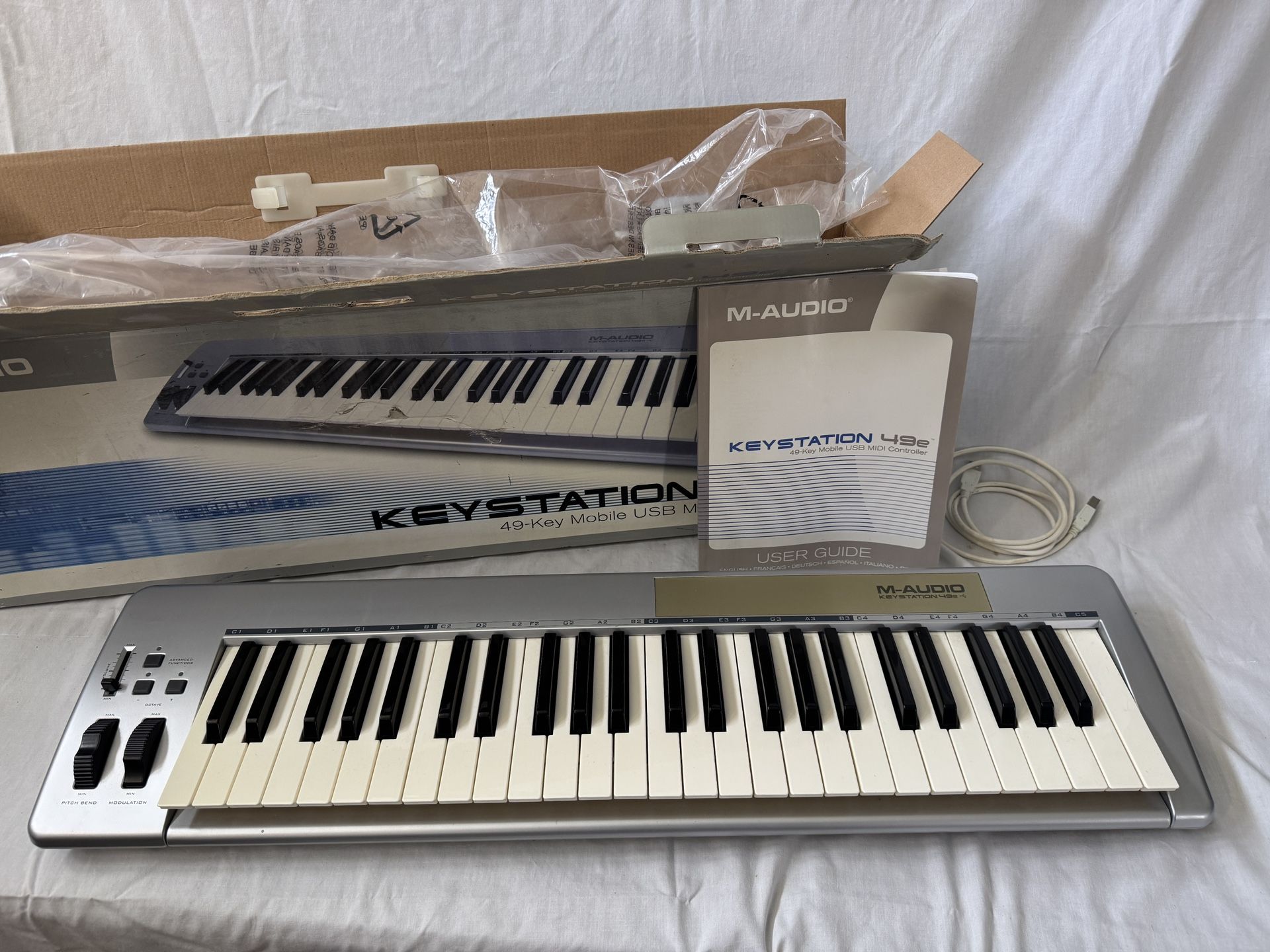 M-Audio Keystation 49e / 49 Key Mobile USB MIDI Controller
