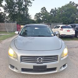 2011 NISSAN MAXIMA SE