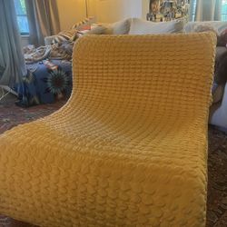 ALIMOrDEN Accent bean bag chair 