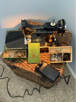 1950 Singer Sewing Machine