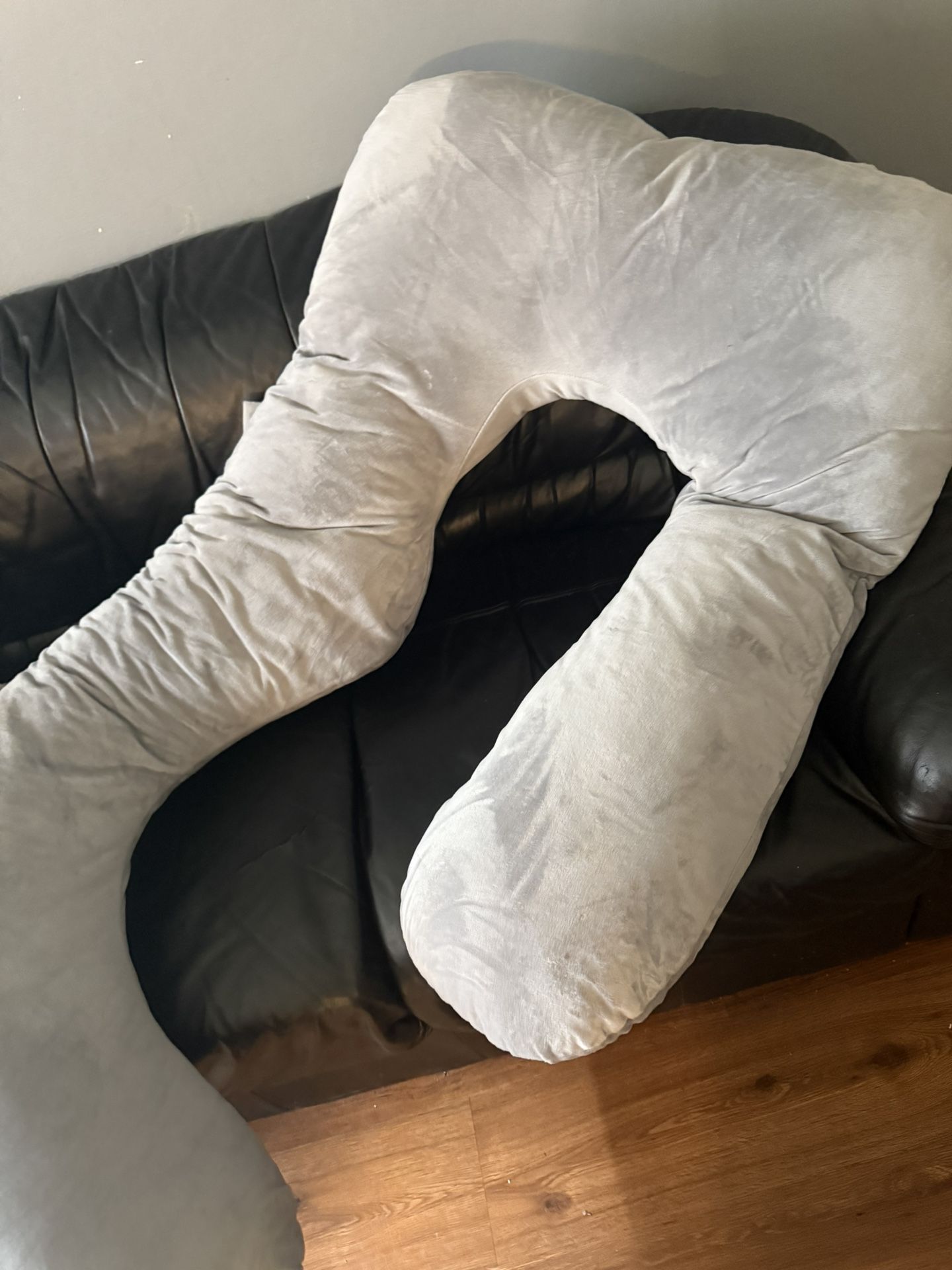 pregnancy pillow