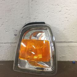 Ford ranger right corner light