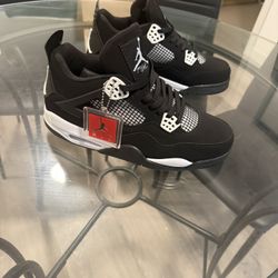 Nike Air Jordan 4 Retro "White Thunder"