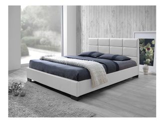 Queen Bedroom