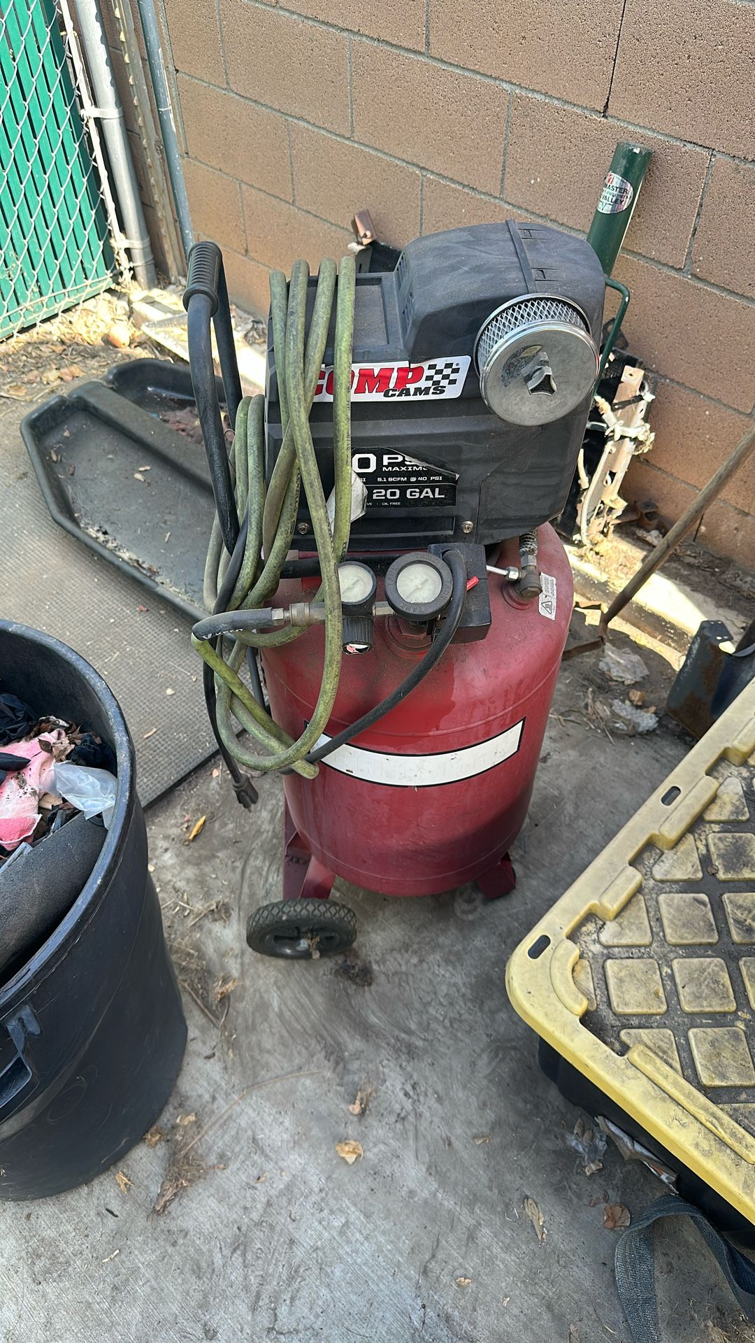 Working 120V 20 Gallon Compressor Craftsman