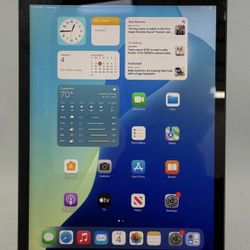 iPad 7th Gen With Charging Cable 