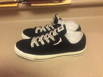 PreOwned Converse Black Men’s 8 Women’s 10