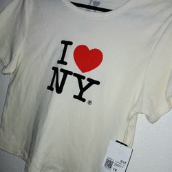 Forever 21 Women's White and Cream Crop-top (Size 1x Teen Size. Runs Smaller than Size) New $6
Pick up Mckinney