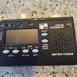 STM-30 Chromatic Metro Tuner