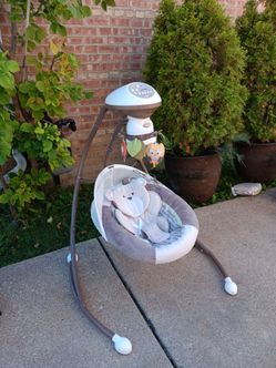 Fisher Price Electric Baby Swing