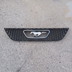 Mustang Grill
