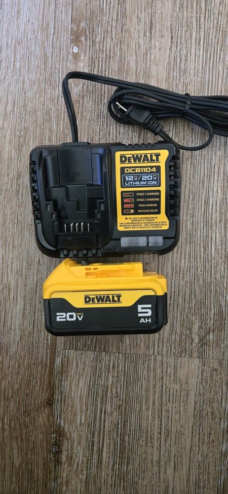 Dewalt 20v Battery 5.0 Ah And Charger Brand New