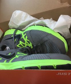 Nike Air Relentless. size 10.5