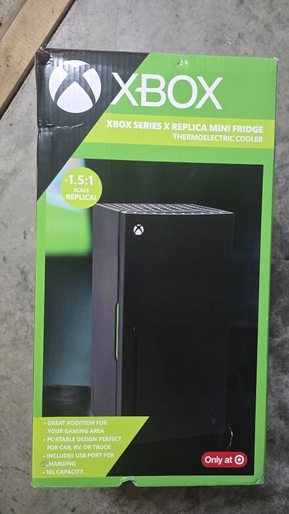 Xbox Mini Fridge