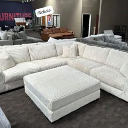 Lindyn Ivory 5-Piece Sectional Couch