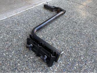 StowAwaya RAC hitch-mounted bike rack support arm