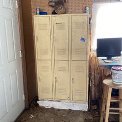 Metal Lockers 