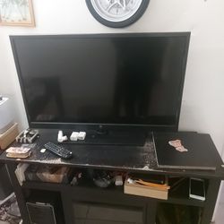 42 Inch Tv Works Great Has Remote 