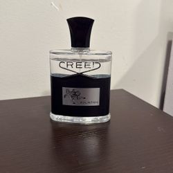 Creed Aventus 4oz (120ml) 2017 Batch - Authentic