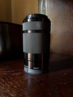 Sony E-Mount 55-210mm f4.5-6.3 Telephoto Lens