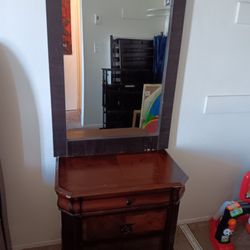 Queen Size Bedroom Set $400 Obo