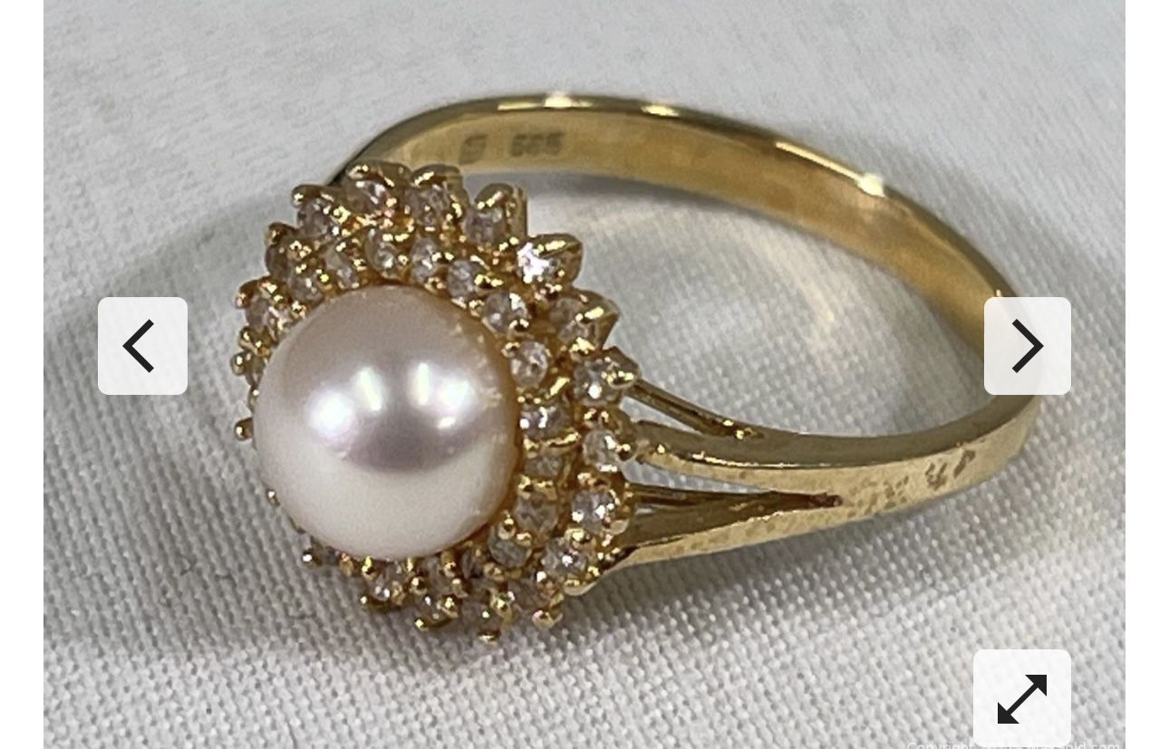 14k Gold Pearl Diamond Accent Ring Size 9