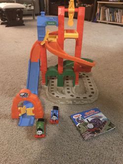 Fischer price Thomas train set with book and engines