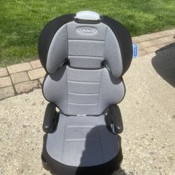 Graco Boot seat,everything is very good and good condition.