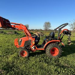 2019 Kubota B2601 Tractor w/attachments 