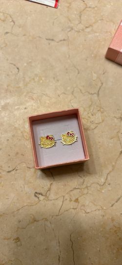 14k Gold Hello Kitty Studs 