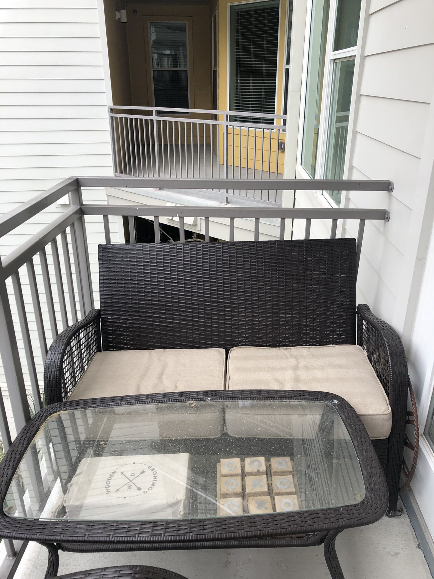 Patio/Outdoor Furniture Set