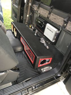 2 8s under seat enclosure Silverado