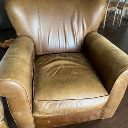 Free Comfy Leather Chair And Ottoman