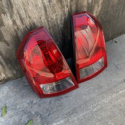 2005-09 Chrysler 300 Taillamps