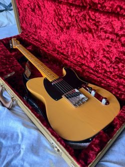 Fender American Vintage II 1951 Telecaster Electric Guitar - Butterscotch Blonde