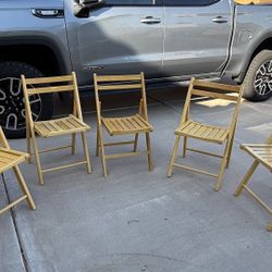 Wooden Folding Chairs (5)