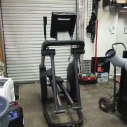 Used Nordic Track Freestride Trainer FS9i Elliptical