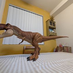 Jurassic World Super Big! T-REX FMM63 