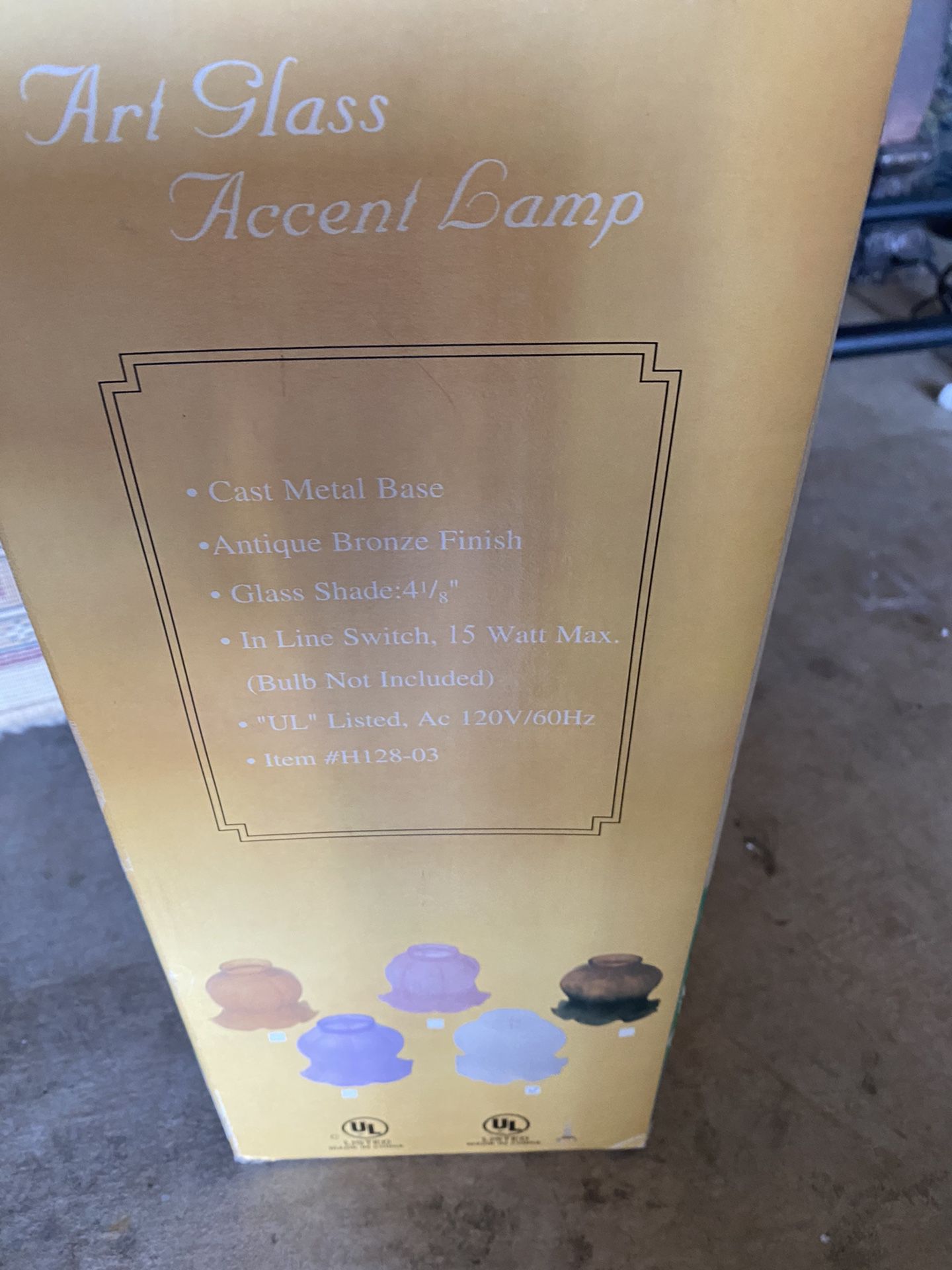 3- Art accent lamp “similar Tiffany” brand new in boxes